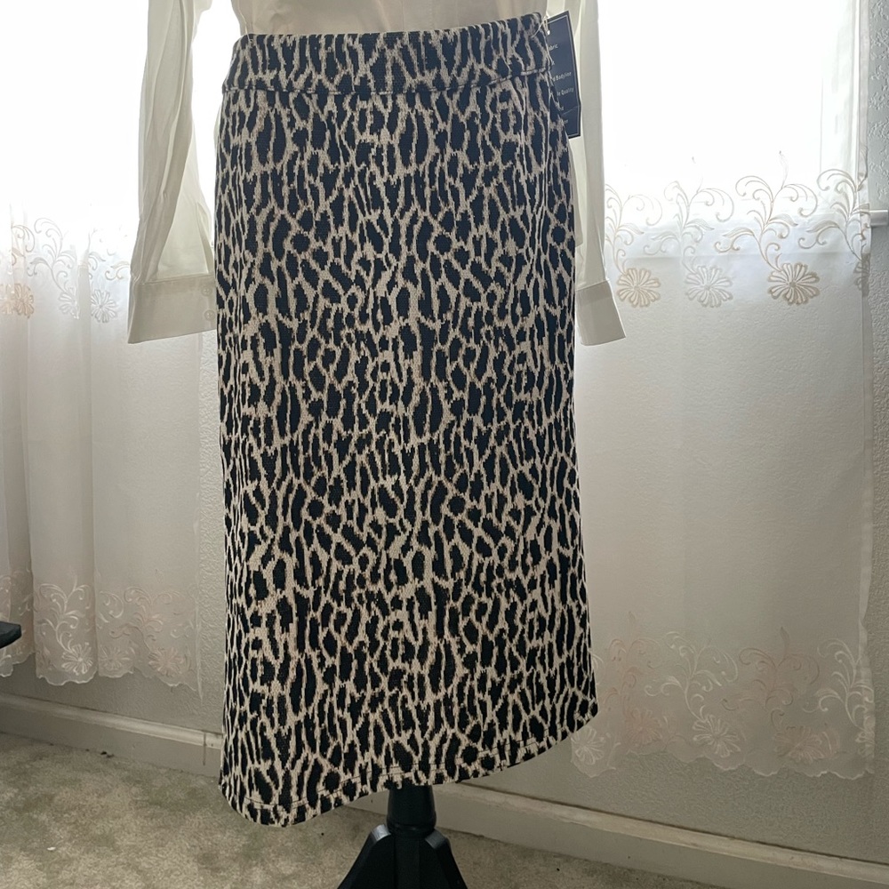 NWT Loft XS Petite Animal Print Midi Skirt
